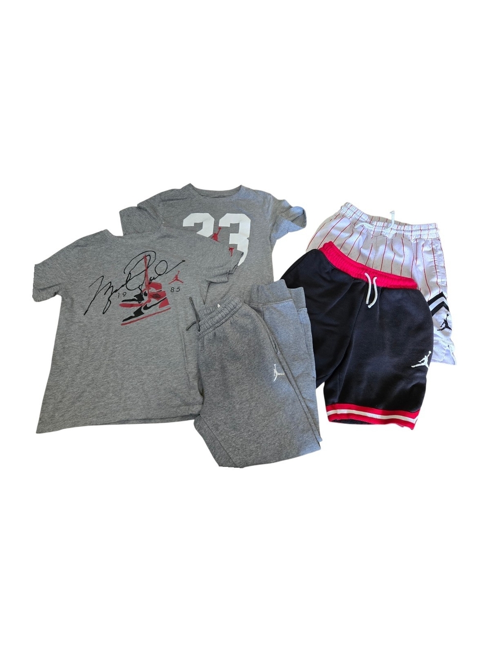 Jordan LOT of 2 Gray Tee & 2 Shorts/ 1 Sweatpants. BOYS M